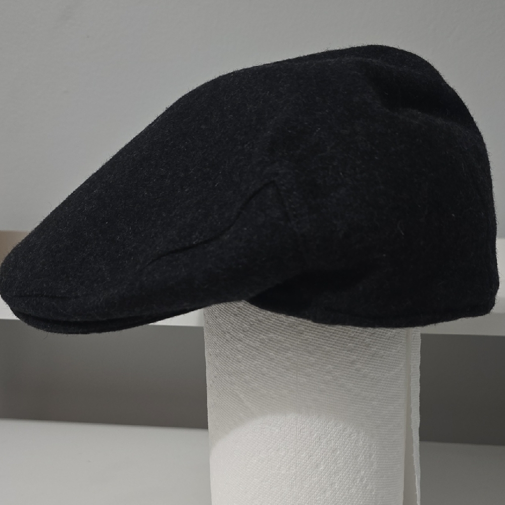 Men's Black Flat Cap